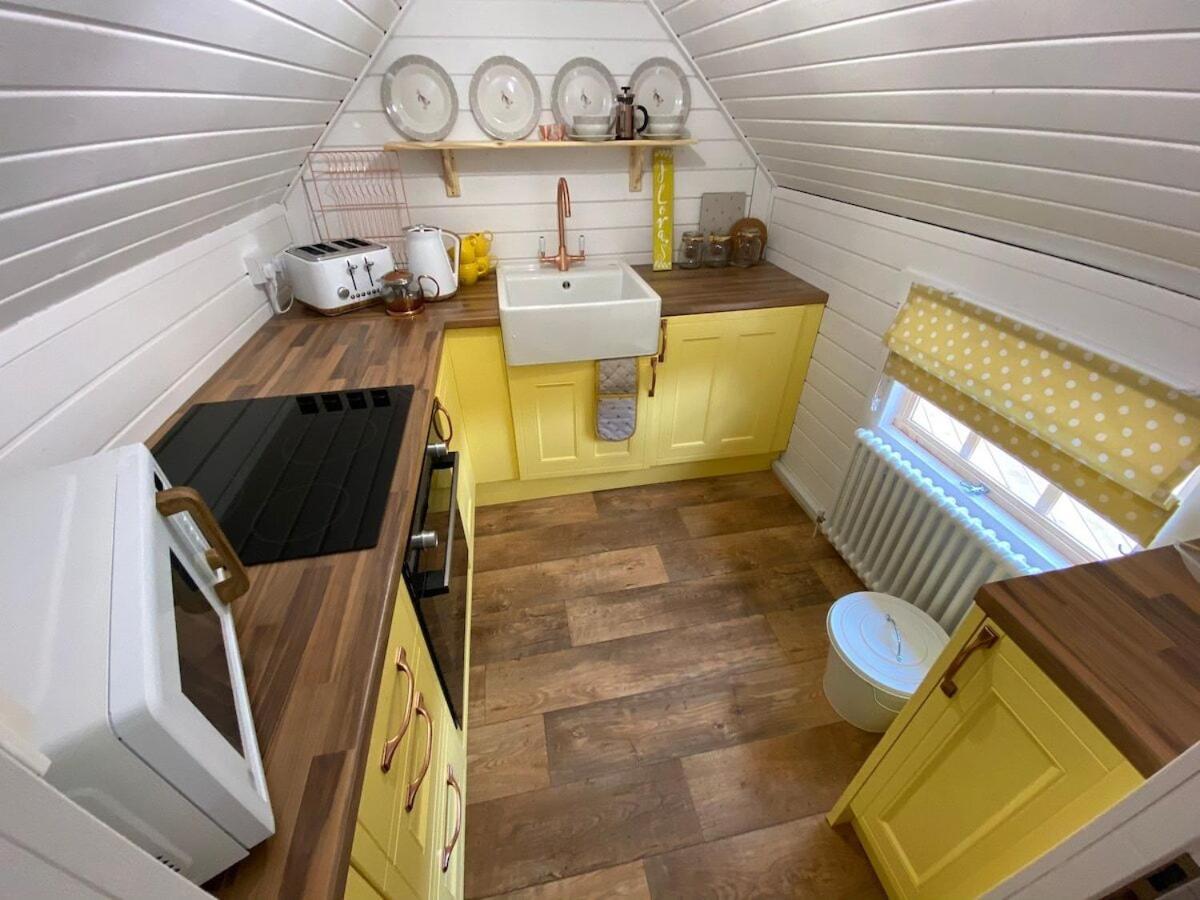 Holiday home 2 - Unmissable Views - Outdoor Bath - Custom Design Pont Sticill